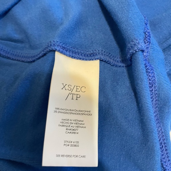 Cabi Flutter Tee - Picture 12 of 12